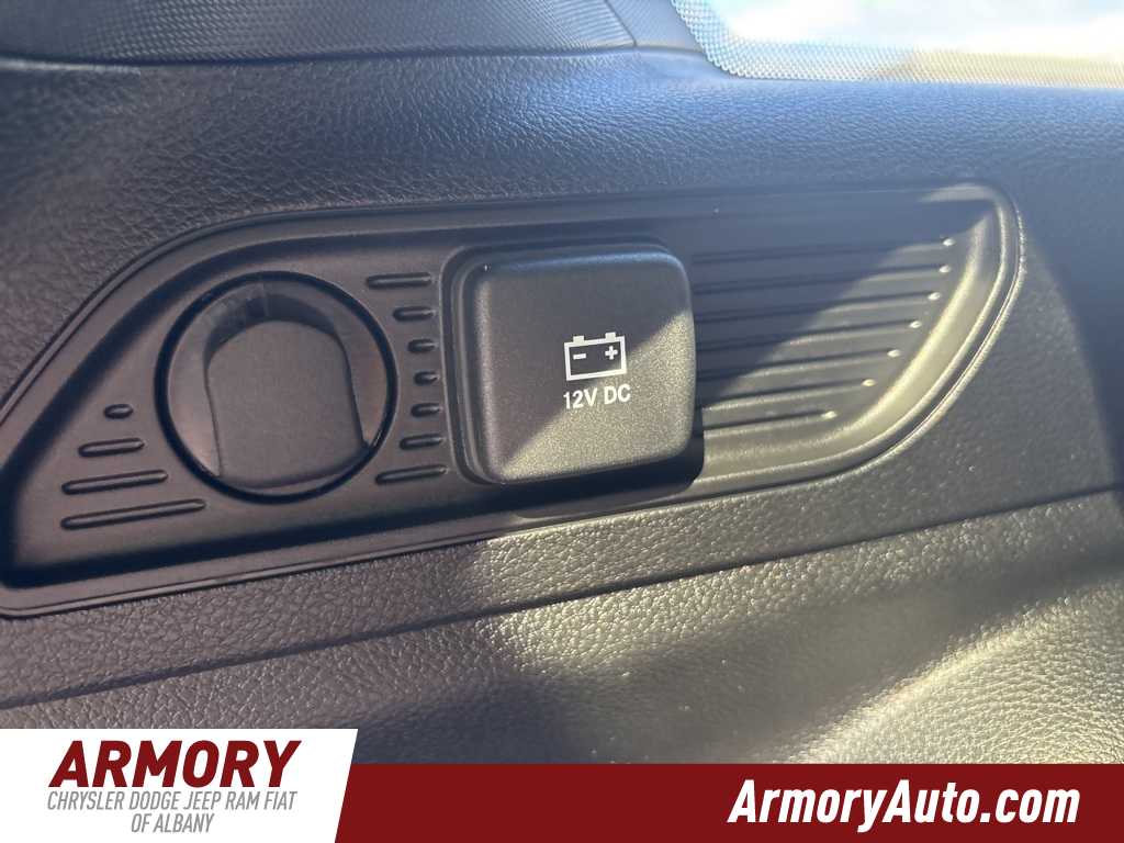 Thumbnail: 2025 Jeep Grand Cherokee - 20