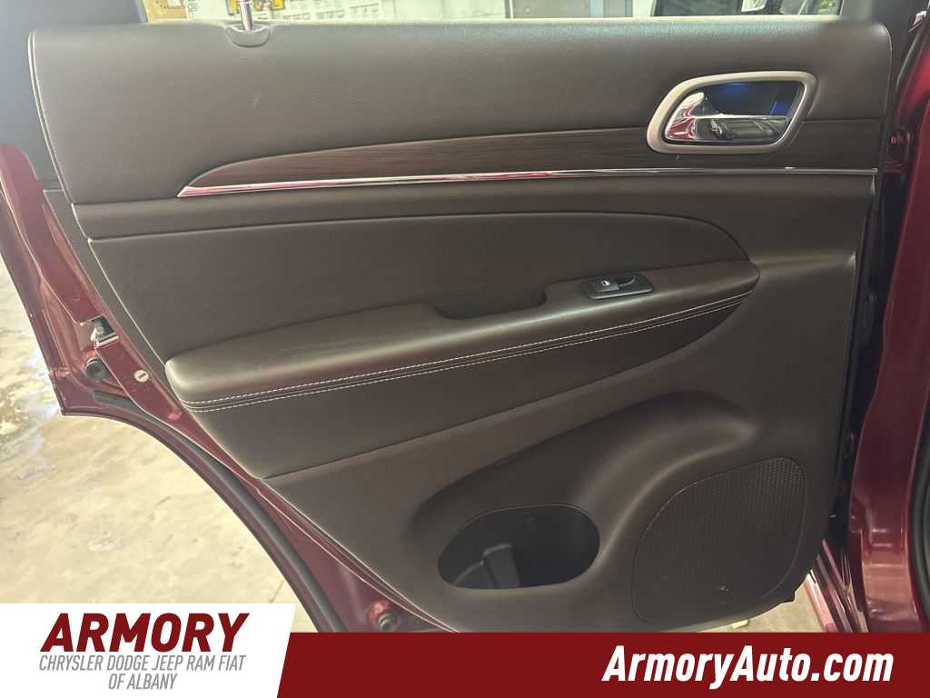 Thumbnail: 2018 Jeep Grand Cherokee - 23