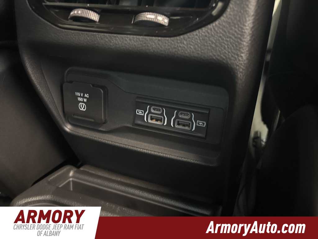 Thumbnail: 2025 Jeep Grand Cherokee L - 33