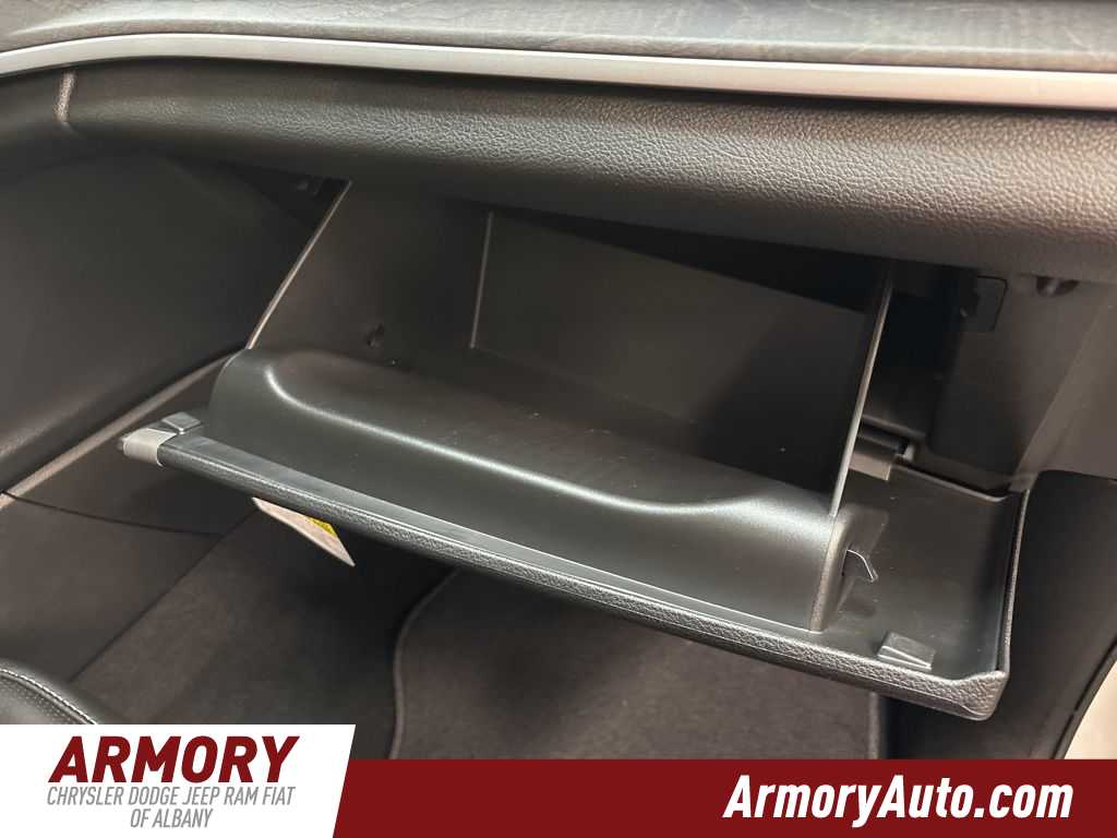 Thumbnail: 2026 Jeep Grand Cherokee - 45