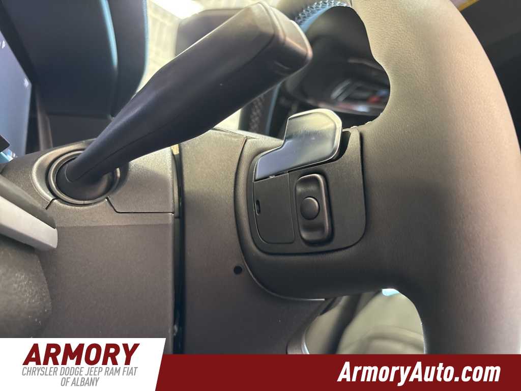 Thumbnail: 2025 Jeep Grand Cherokee L - 13