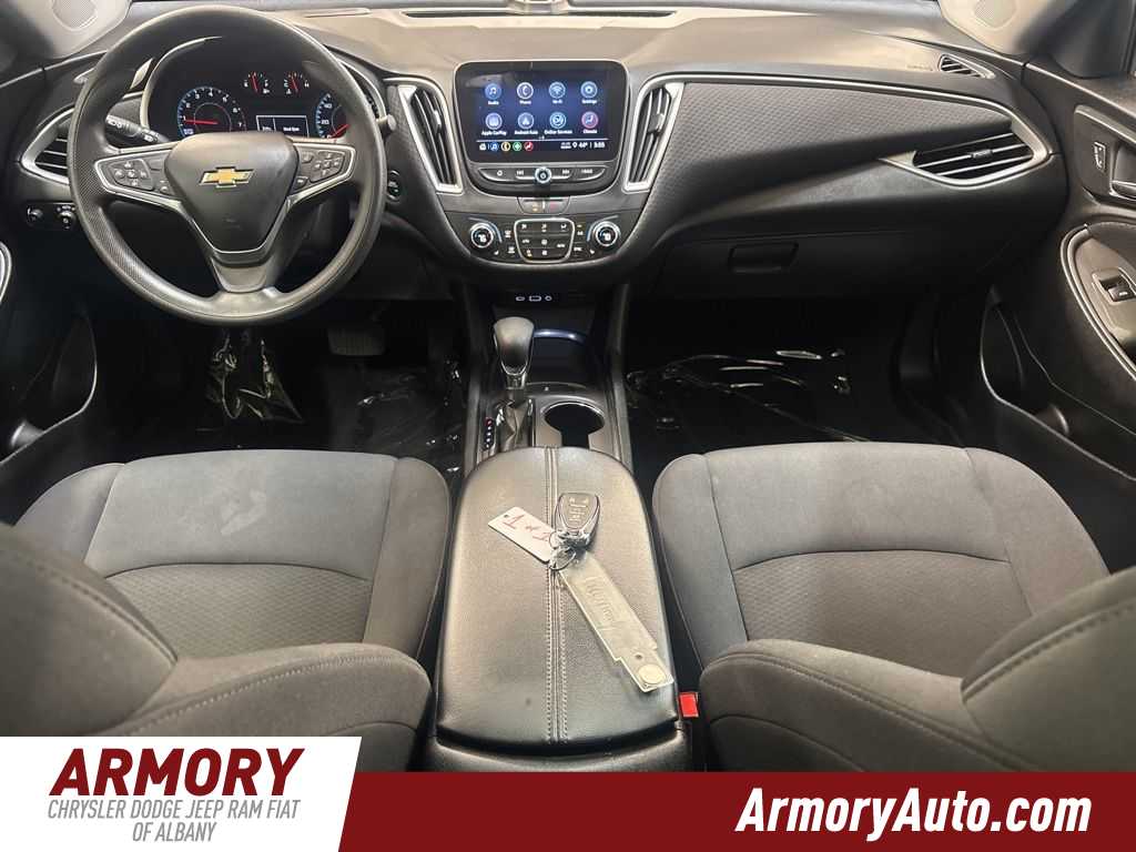 Thumbnail: 2023 Chevrolet Malibu - 34