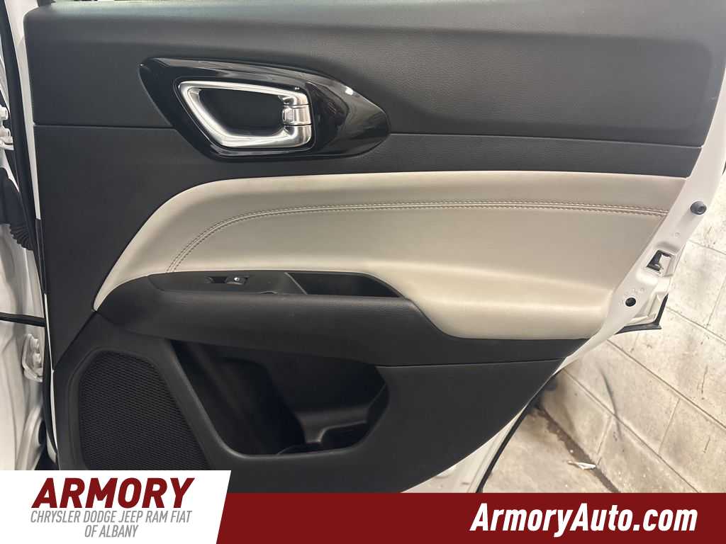 Thumbnail: 2022 Jeep Compass - 30