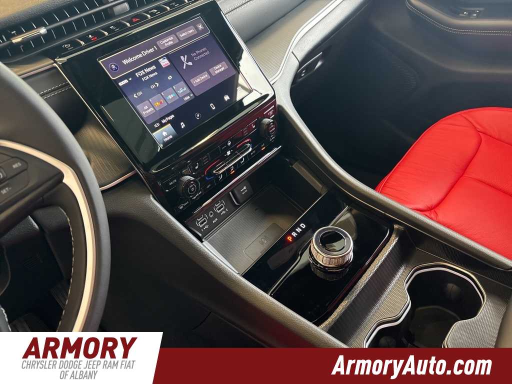 Thumbnail: 2025 Jeep Grand Cherokee - 14