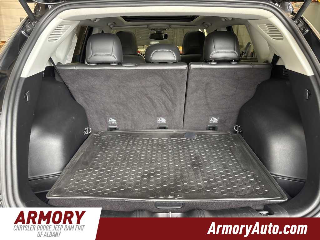 Thumbnail: 2018 Jeep Compass - 32