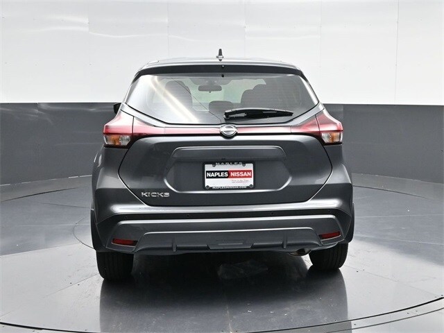 2025 Nissan Kicks Play S photo 4