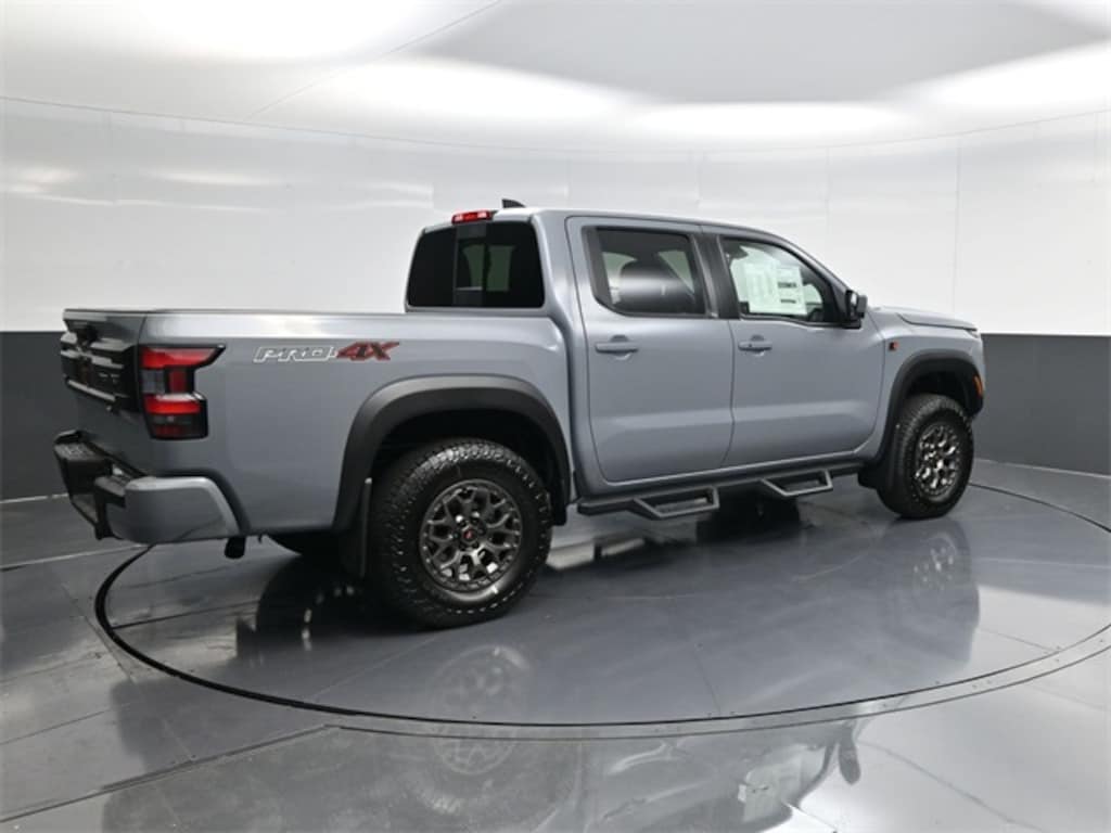 New 2026 Nissan Frontier PRO-4X w/R Package Truck Crew Cab