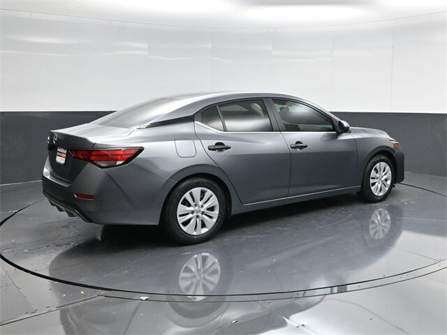 2025 Nissan Sentra S photo 3