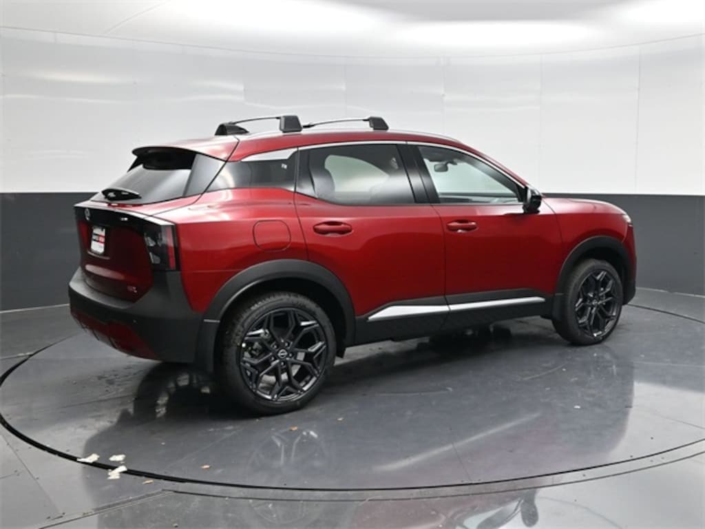 New 2026 Nissan Kicks SR SUV