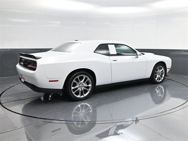 2023 Dodge Challenger GT photo 3