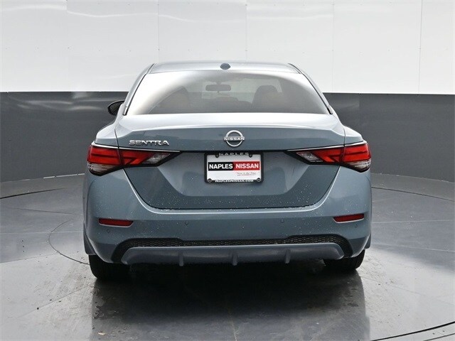 2025 Nissan Sentra SV photo 4