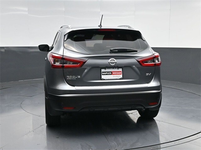 2021 Nissan Rogue Sport SV photo 4