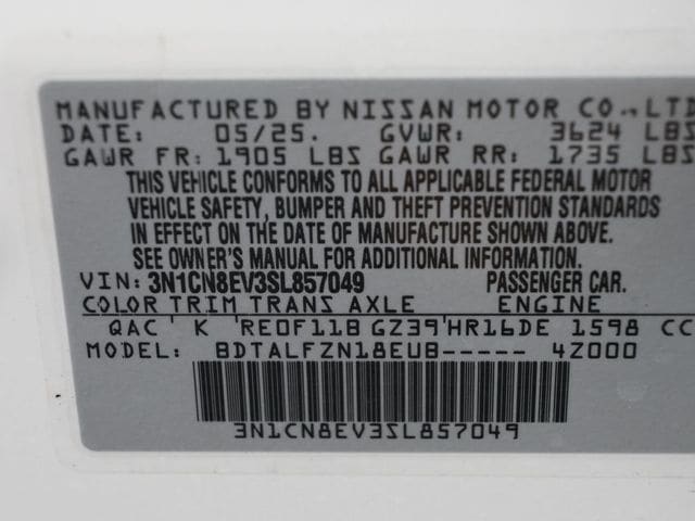 2025 Nissan Versa Sedan SV - Photo 29