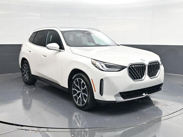 2026 BMW X3 30 XDRIVE's photo