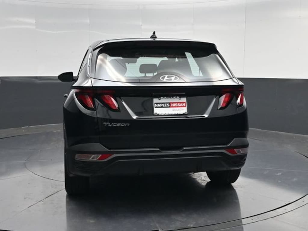 Used 2024 Hyundai Tucson SE SUV