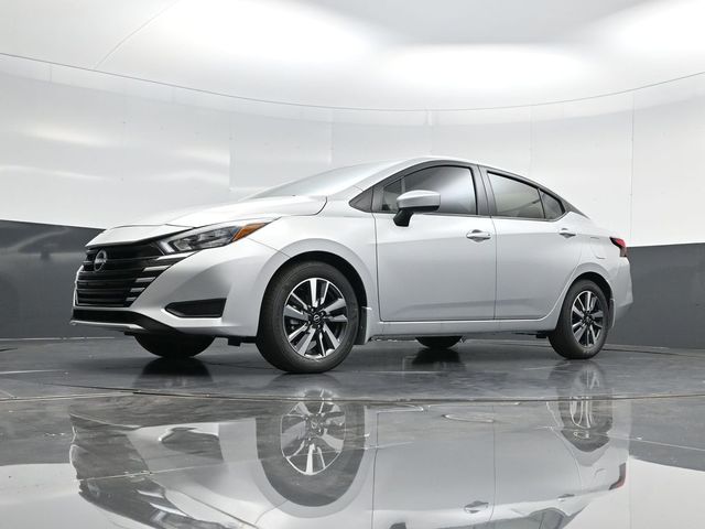 2025 Nissan Versa Sedan SV - Photo 43