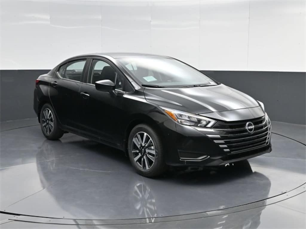 New 2025 Nissan Versa 1.6 SV Sedan