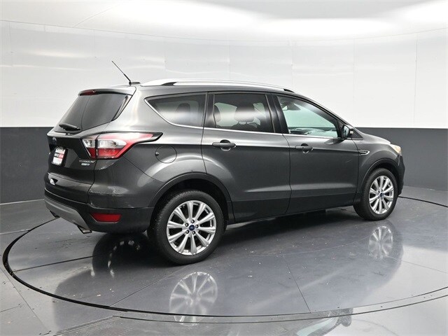 2017 Ford Escape Titanium photo 3