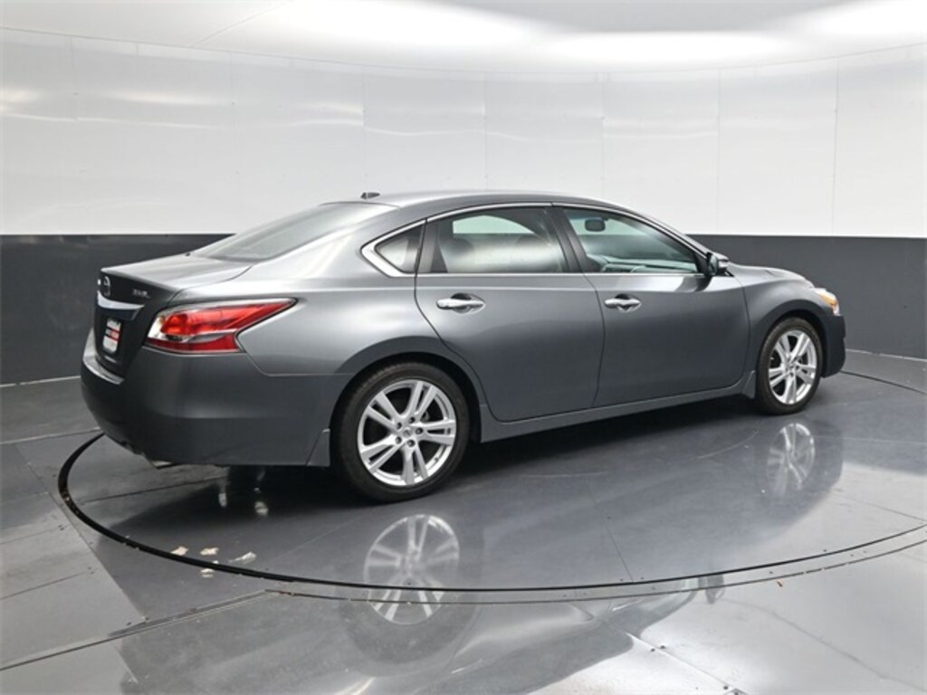 Used 2014 Nissan Altima 3.5 SL Sedan