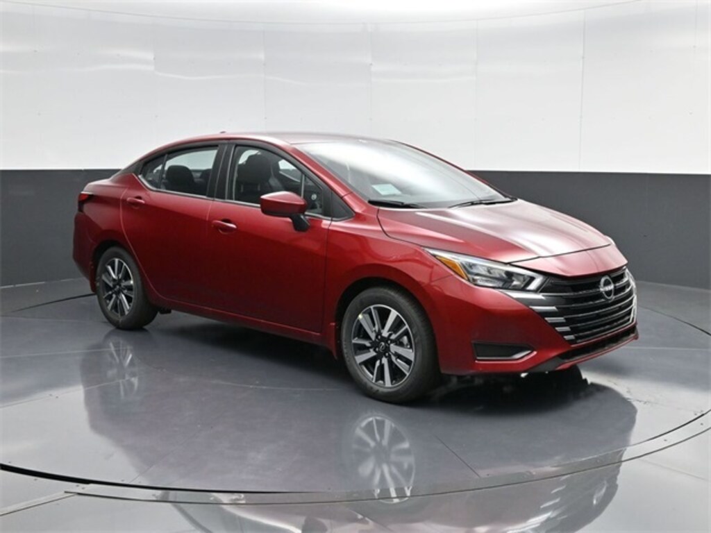 New 2025 Nissan Versa 1.6 SV Sedan