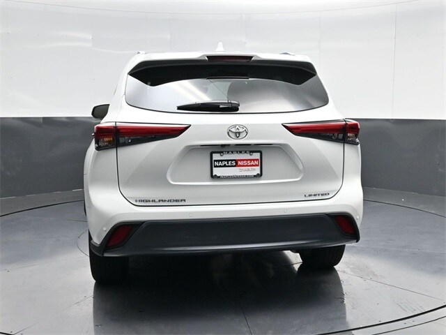 2023 Toyota Highlander Limited photo 4
