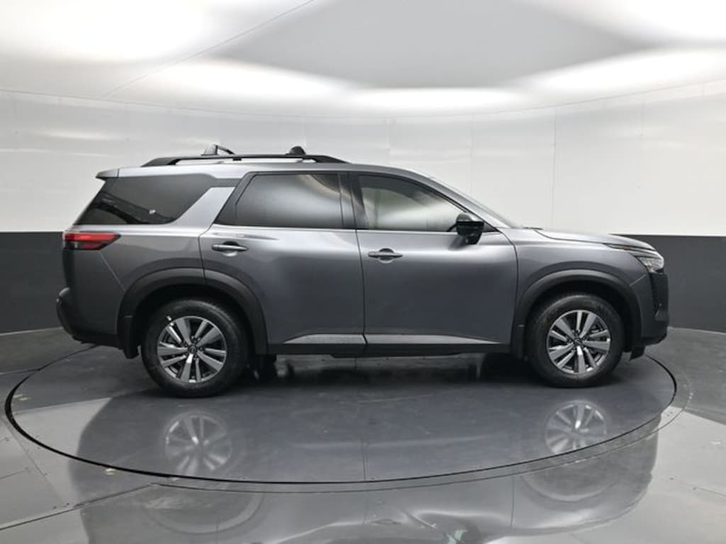 New 2026 Nissan Pathfinder SL SUV