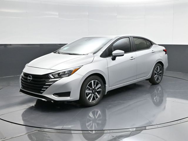 2025 Nissan Versa Sedan SV - Photo 7