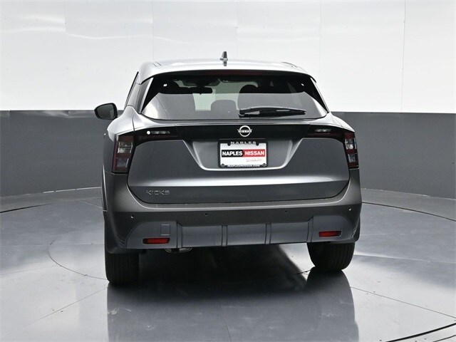 2025 Nissan Kicks SV photo 4