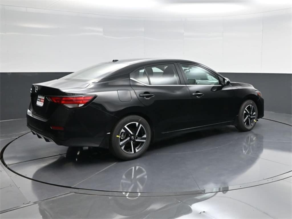 New 2025 Nissan Sentra SV Sedan