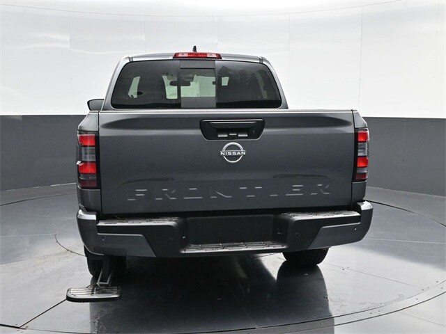 2026 Nissan Frontier SV photo 4