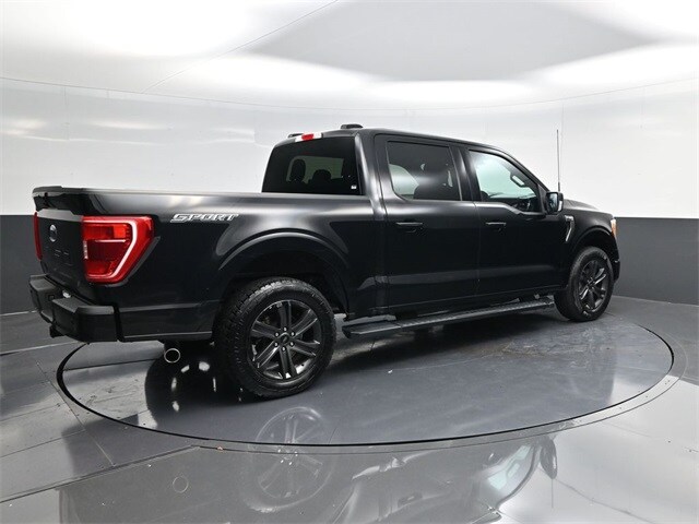 2023 Ford F-150 XLT photo 3