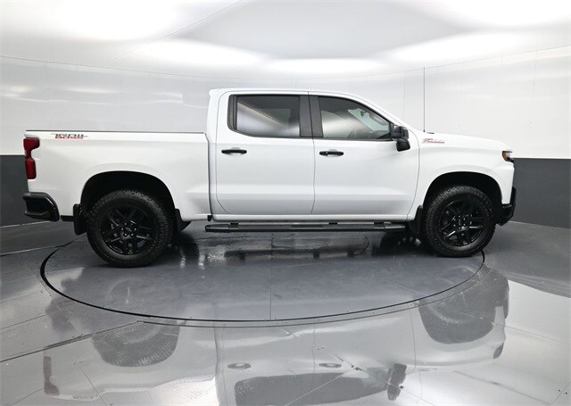 2021 Chevrolet Silverado 1500 LT Trail Boss photo 2