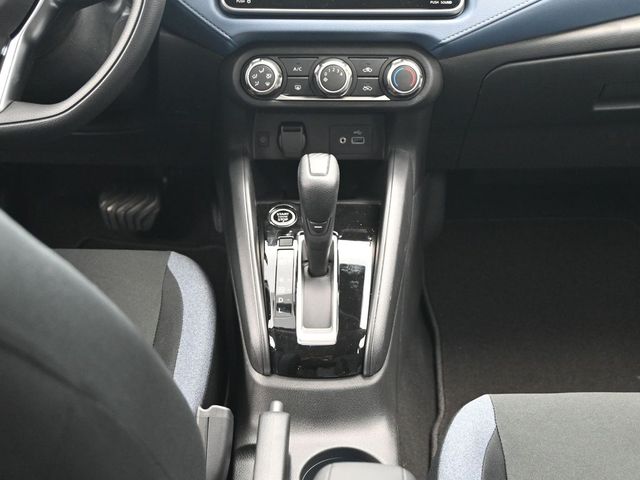 2025 Nissan Versa Sedan SV - Photo 14