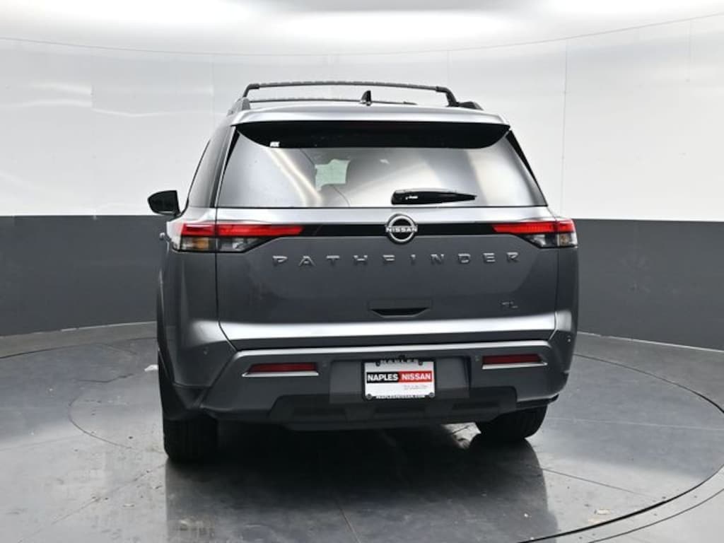 New 2026 Nissan Pathfinder SL SUV