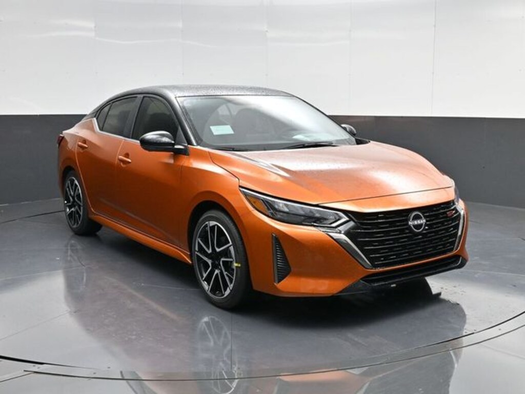 New 2025 Nissan Sentra SR Sedan