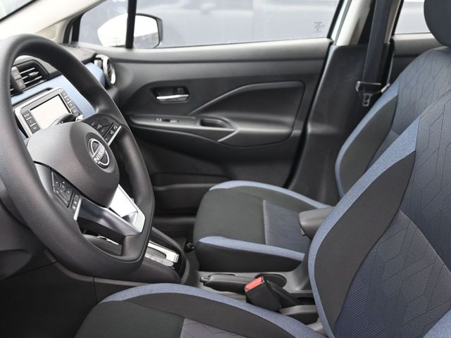 2025 Nissan Versa Sedan SV - Photo 10