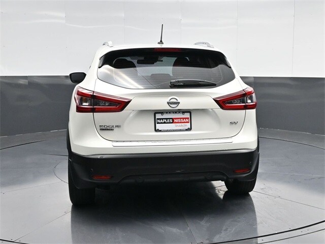 2021 Nissan Rogue Sport SV photo 4