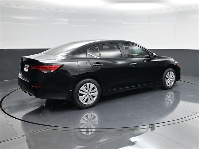 2025 Nissan Sentra S photo 3