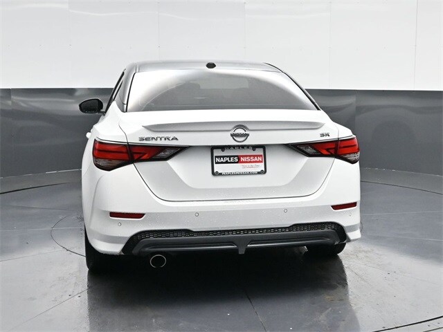 2023 Nissan Sentra SR photo 4