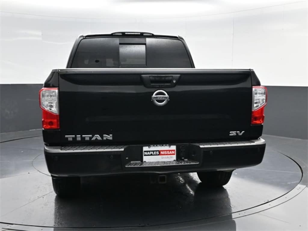 Used 2017 Nissan Titan SV Truck Crew Cab