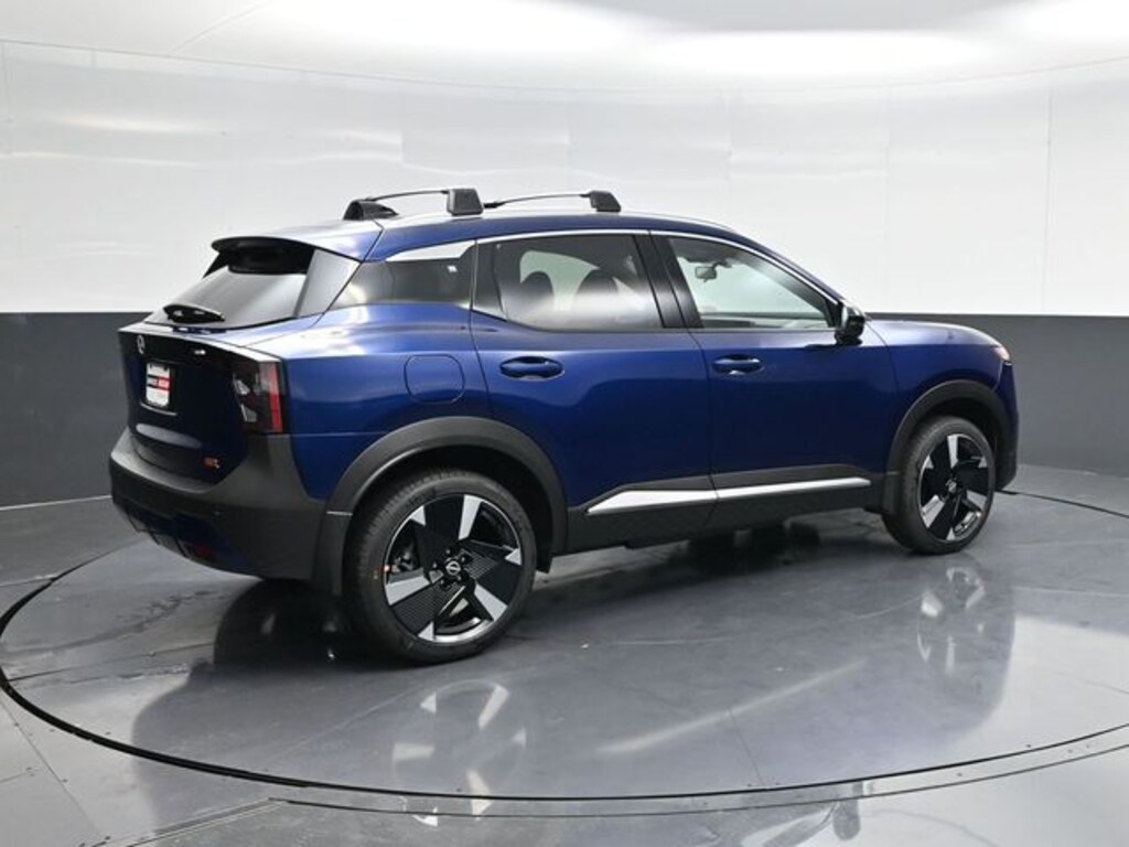 New 2026 Nissan Kicks SR SUV