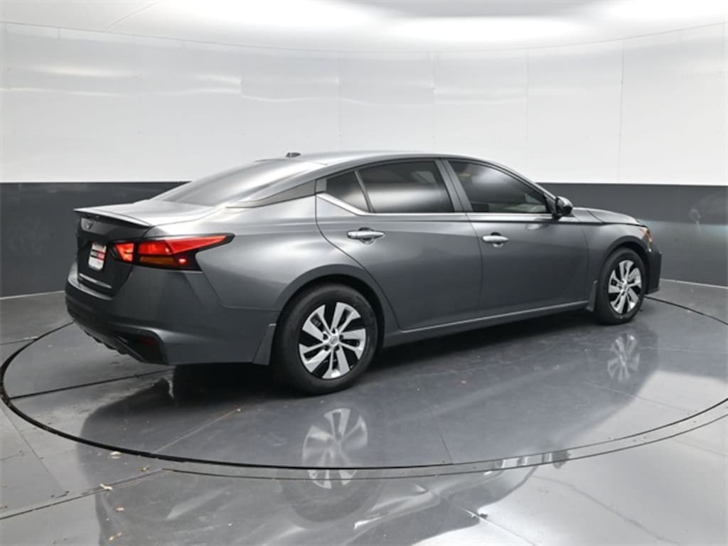 New 2025 Nissan Altima S Sedan