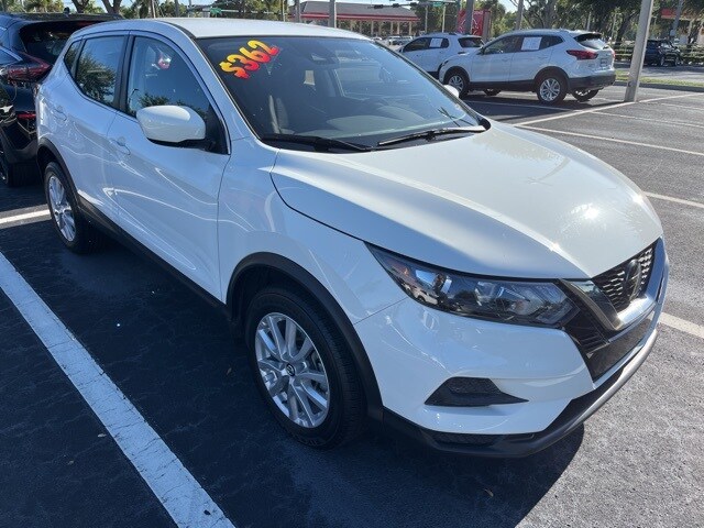 Used 2021 Nissan Rogue Sport S with VIN JN1BJ1AV5MW320930 for sale in Naples, FL