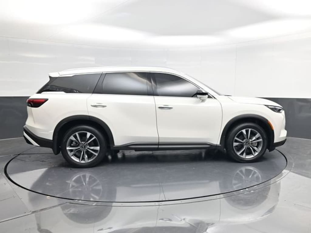 Used 2025 INFINITI QX60 LUXE SUV