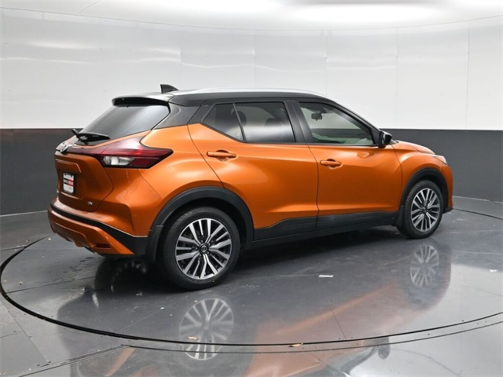Used 2021 Nissan Kicks SV SUV