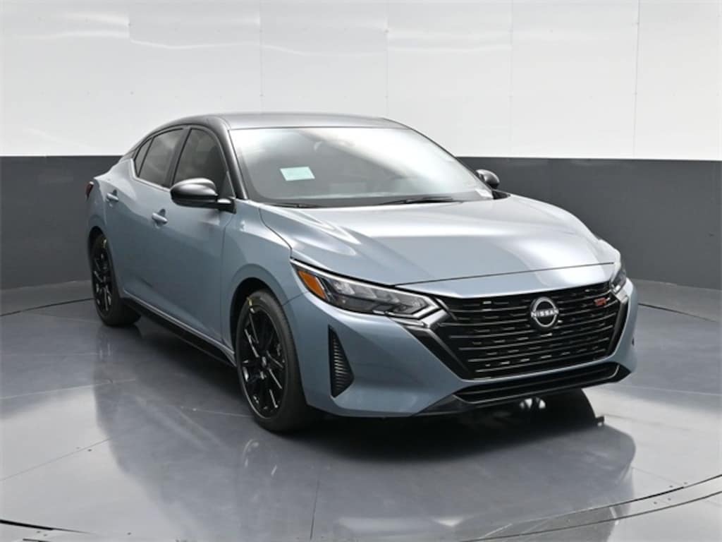 New 2025 Nissan Sentra SR Sedan