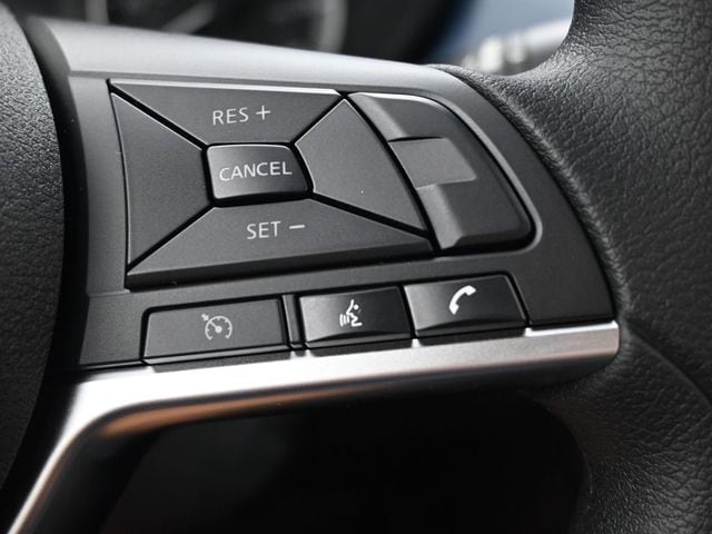 2025 Nissan Versa Sedan SV - Photo 21