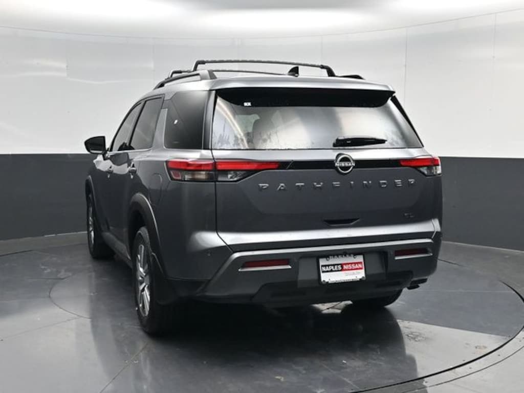 New 2026 Nissan Pathfinder SL SUV