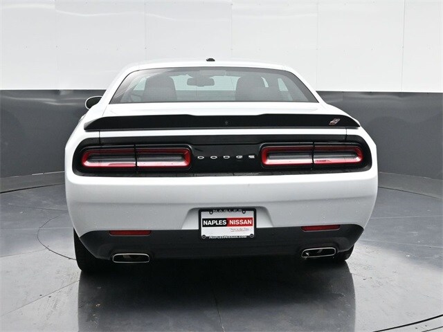 2023 Dodge Challenger GT photo 4