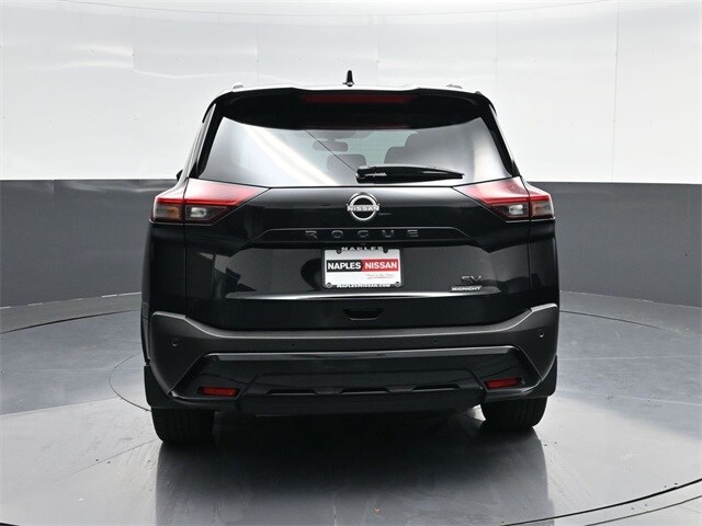 2023 Nissan Rogue SV photo 4